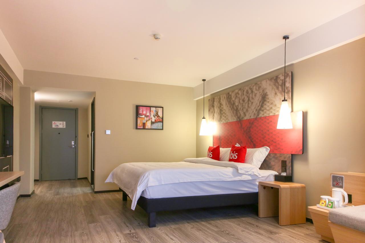 Ibis Xi'An North Train Station Executive Center Hotel Eksteriør billede